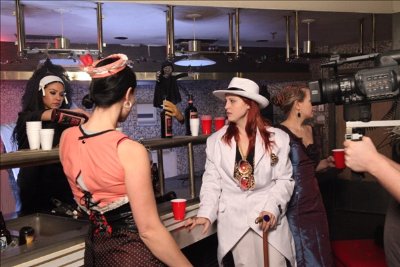 Фото - Эмили Скули: 400x267 / 31 Кб