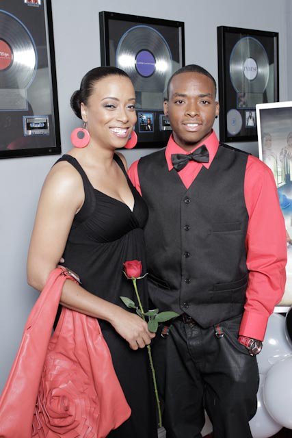 Фото - Джошуа Танксли: 427x640 / 48 Кб