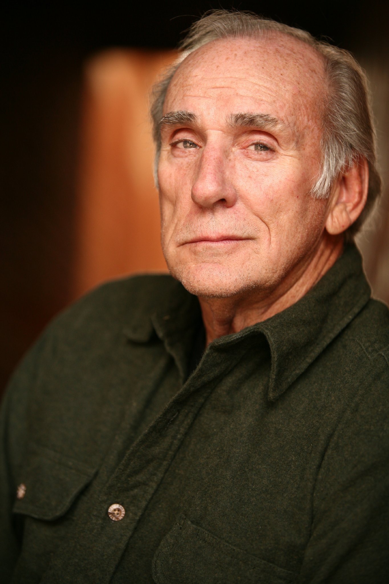 Фото - Фрэнк Нил: 1365x2048 / 299 Кб