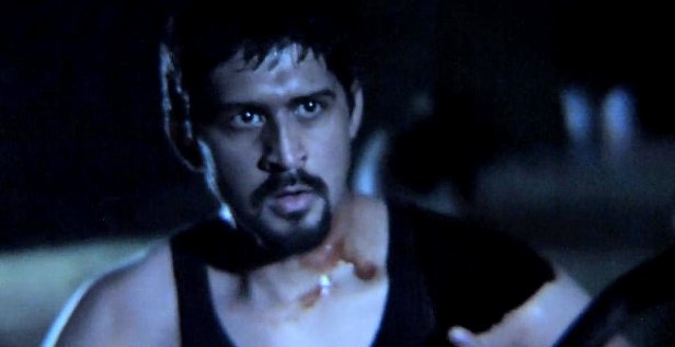 Фото - Эрик Салазар: 616x317 / 21 Кб