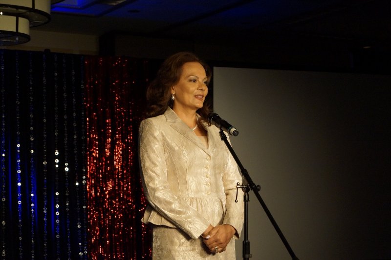 Фото - Чарли Алехандро: 800x533 / 61 Кб