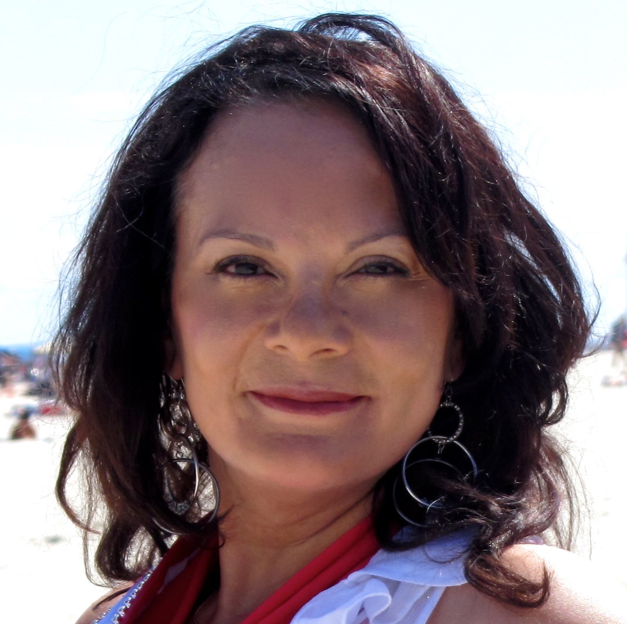 Фото - Чарли Алехандро: 1288x1282 / 205 Кб