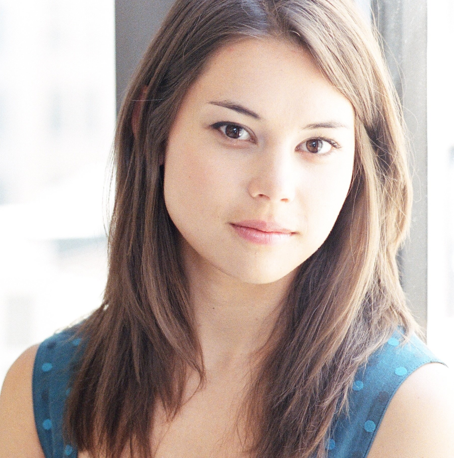 Фото - Ребекка Блумхаген: 1804x1823 / 834 Кб