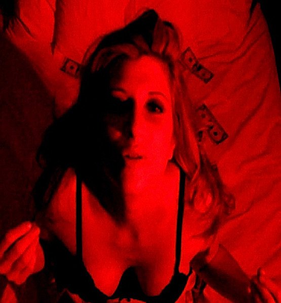 Фото - Дженнифер Руссоли: 555x597 / 47 Кб