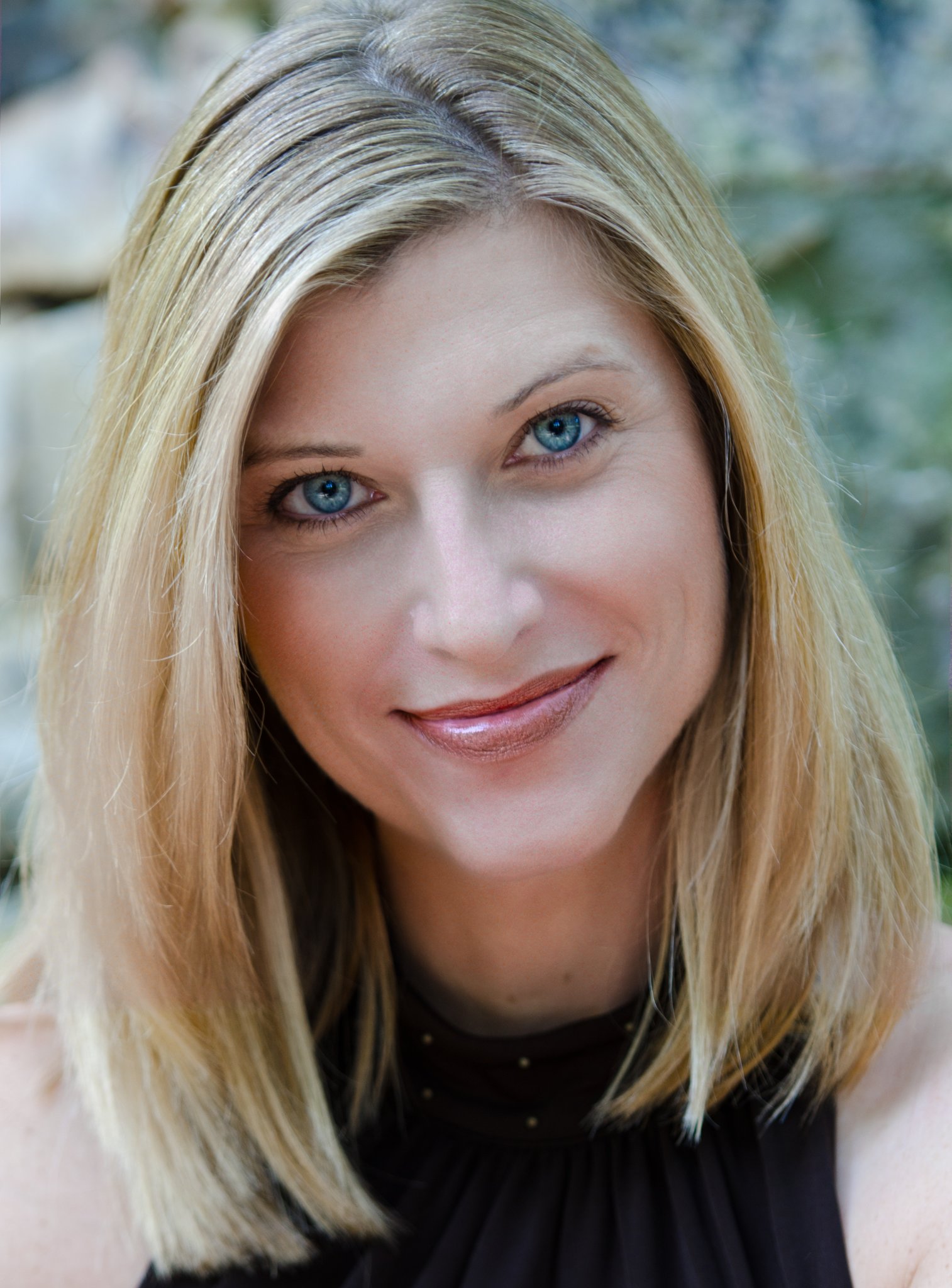 Фото - Дженнифер Руссоли: 1514x2048 / 359 Кб