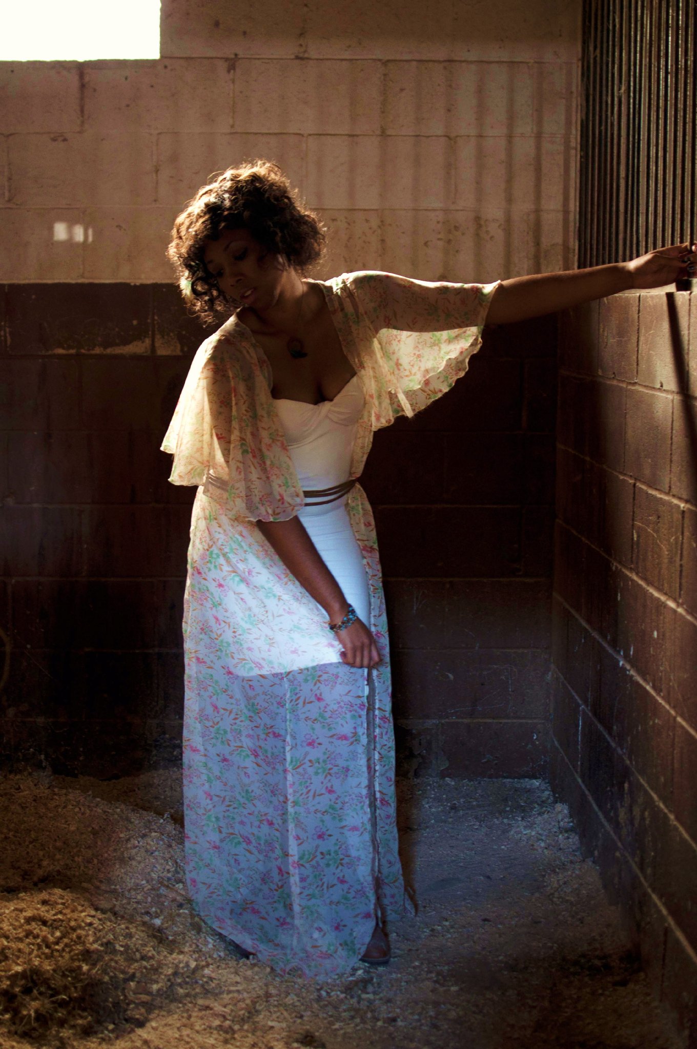 Фото - Эшли-Лорен Элрод: 1360x2048 / 404 Кб