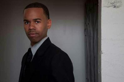 Фото - Тони Эллис: 398x264 / 12 Кб