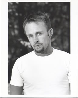 Фото - Аллен Мерритт: 256x320 / 10 Кб