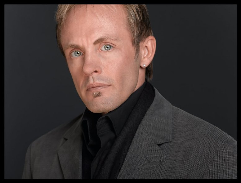 Фото - Аллен Мерритт: 777x590 / 48 Кб