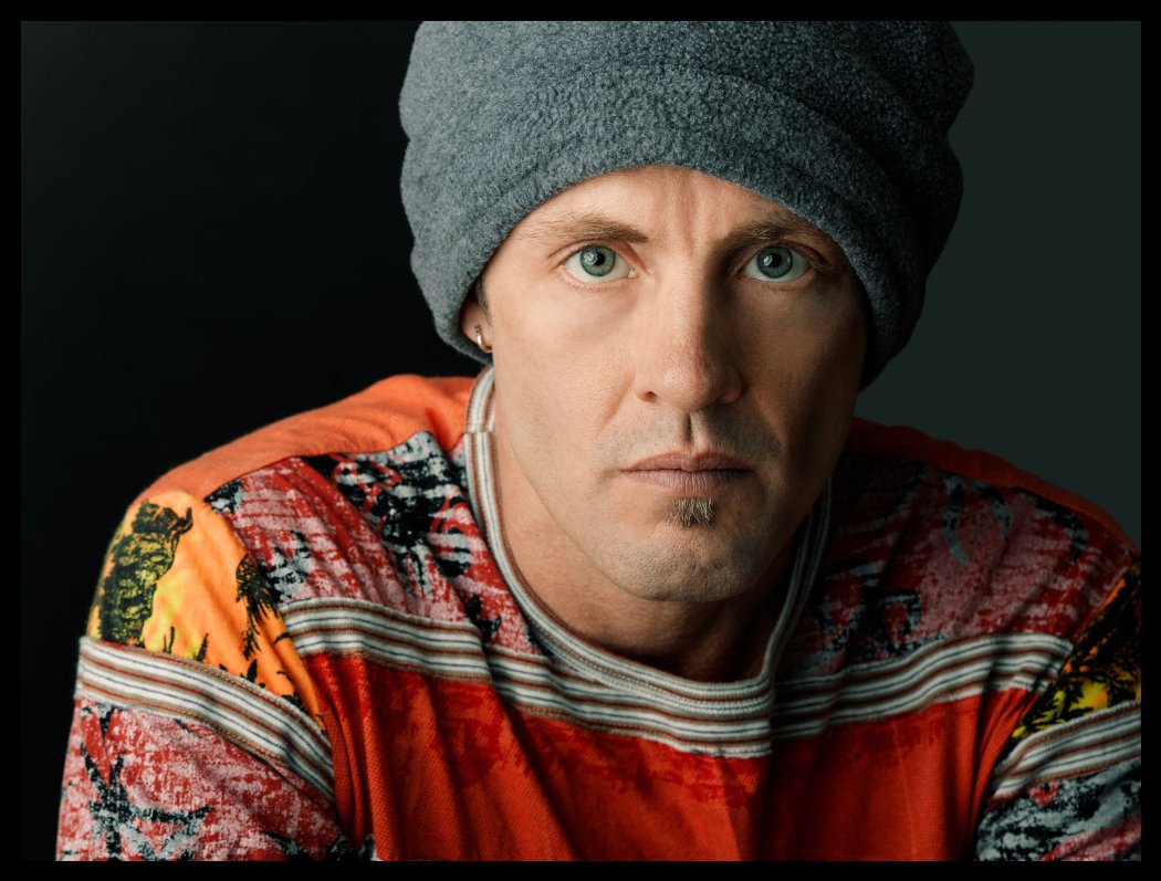 Фото - Аллен Мерритт: 1050x797 / 137 Кб