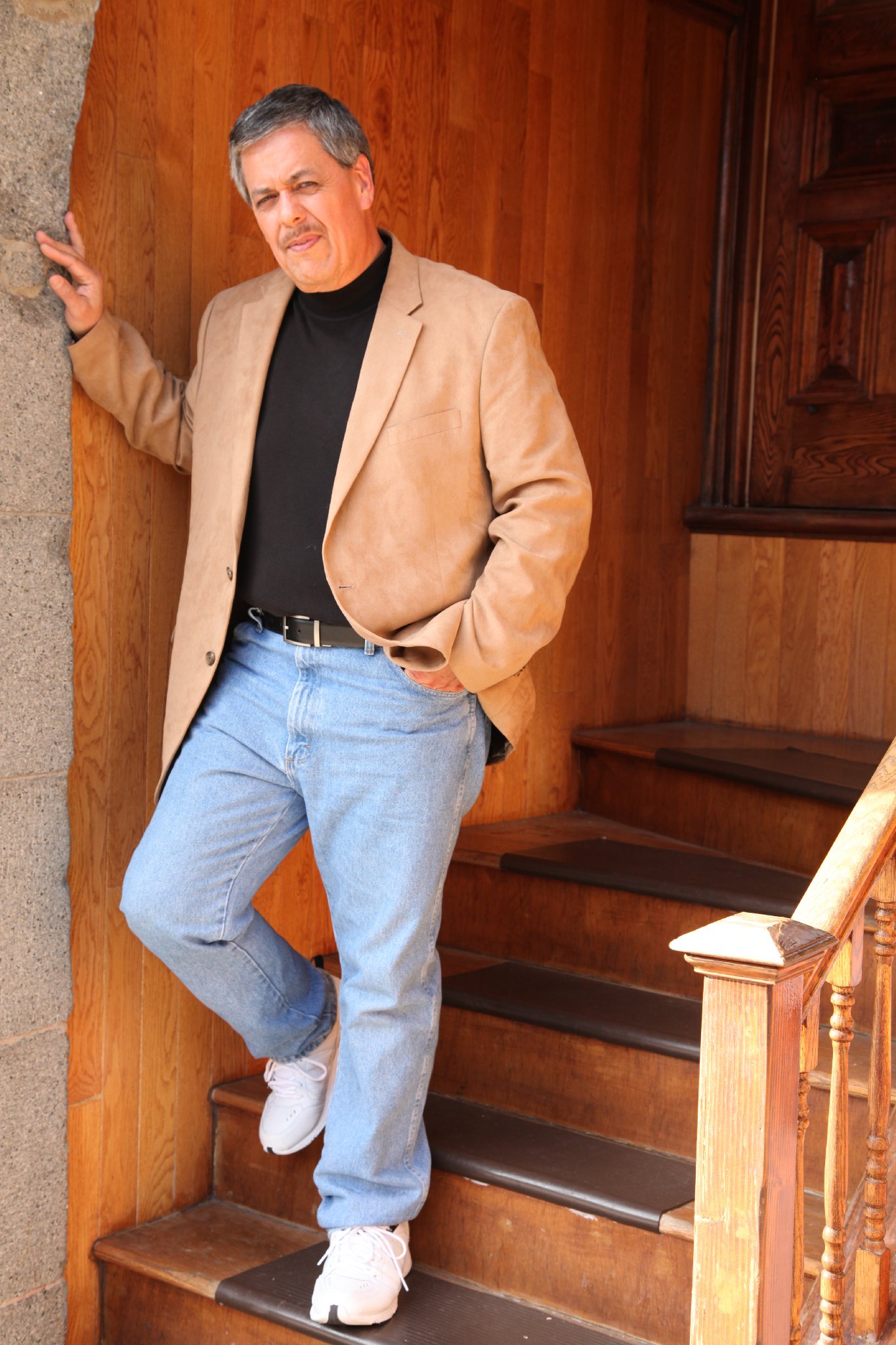 Фото - Джон Линдси: 1365x2048 / 394 Кб