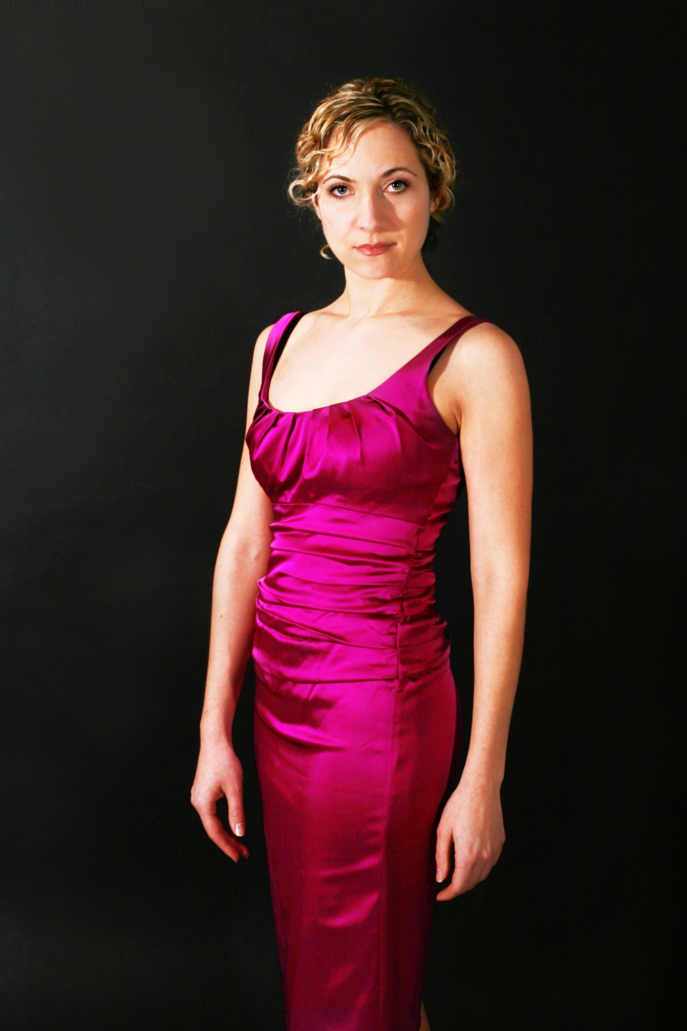 Фото - Кортни Карини: 1365x2048 / 208 Кб