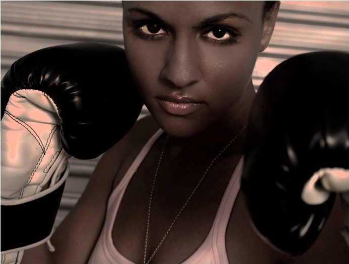 Фото - Эбони Уилсон: 691x522 / 43 Кб