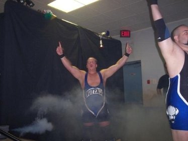 Фото - Кевин Трански: 374x280 / 16 Кб