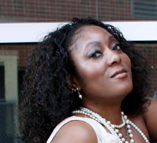 Фото - Меми Уэст: 532x485 / 43 Кб