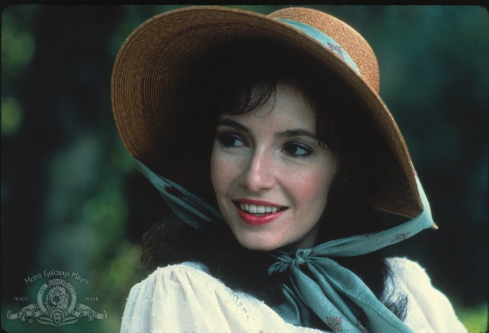 Фото - Мэри Стинберген: 697x475 / 45 Кб