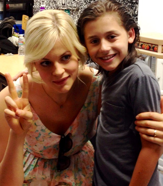 Фото - Иссак Пресли: 640x728 / 91 Кб