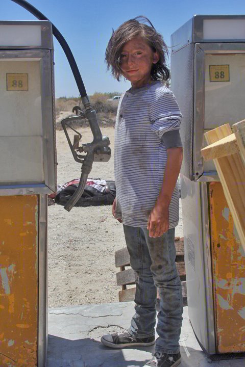 Фото - Иссак Пресли: 480x720 / 74 Кб