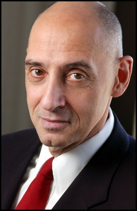 Фото - Сал Мастретта: 450x691 / 48 Кб