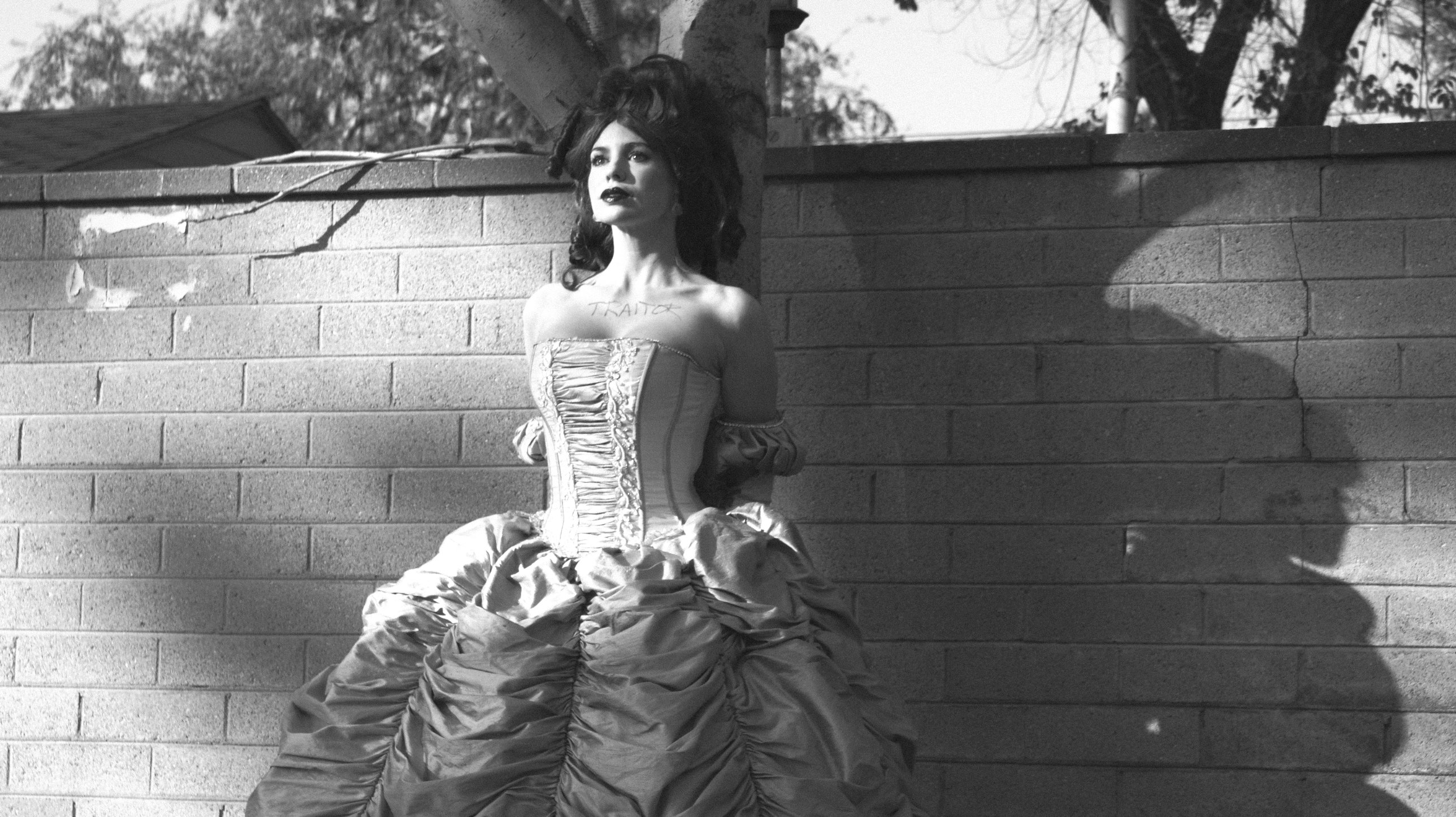 Фото - Оливия д'Або: 2576x1445 / 749 Кб