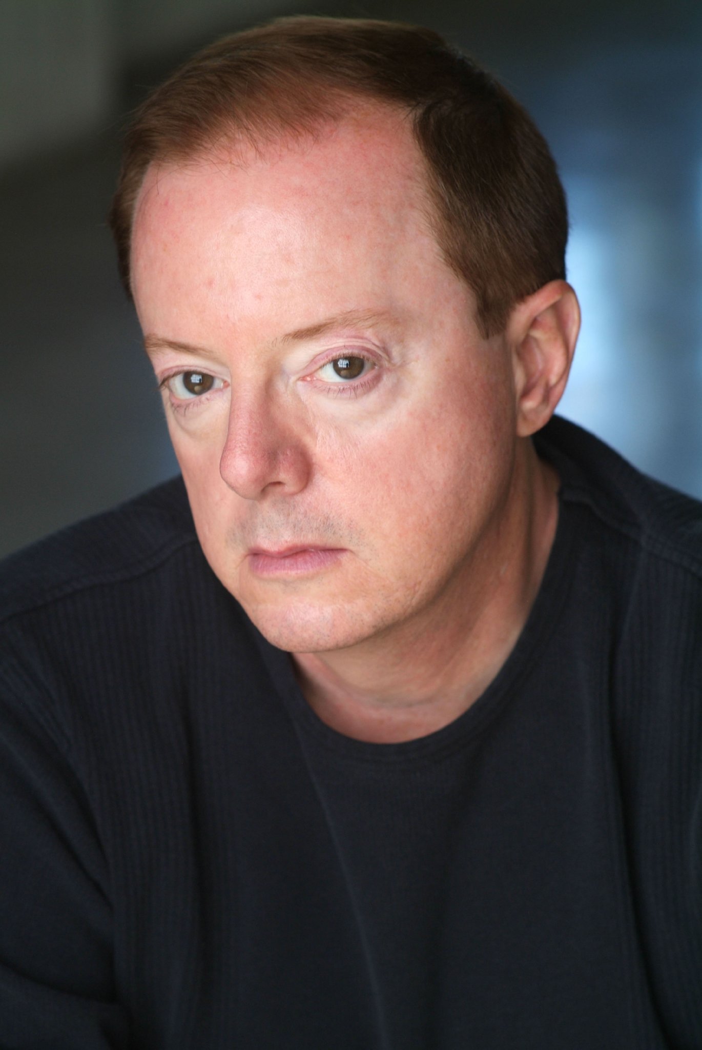 Фото - Джон Ванс: 1370x2048 / 206 Кб