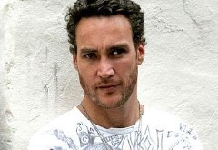 Фото - Каллэн Мулвей: 240x165 / 12 Кб