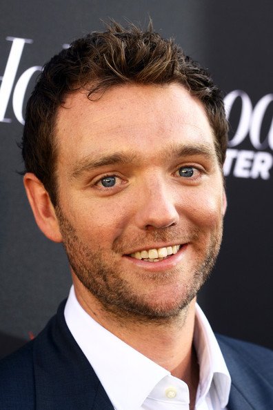 Фото - Том Маккей: 396x594 / 47 Кб