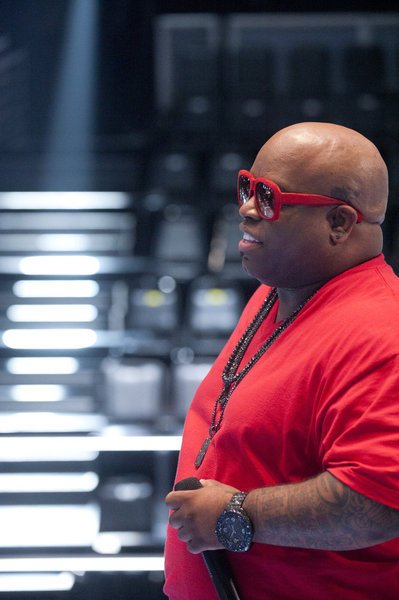 Фото - СиЛо Грин: 399x600 / 40 Кб