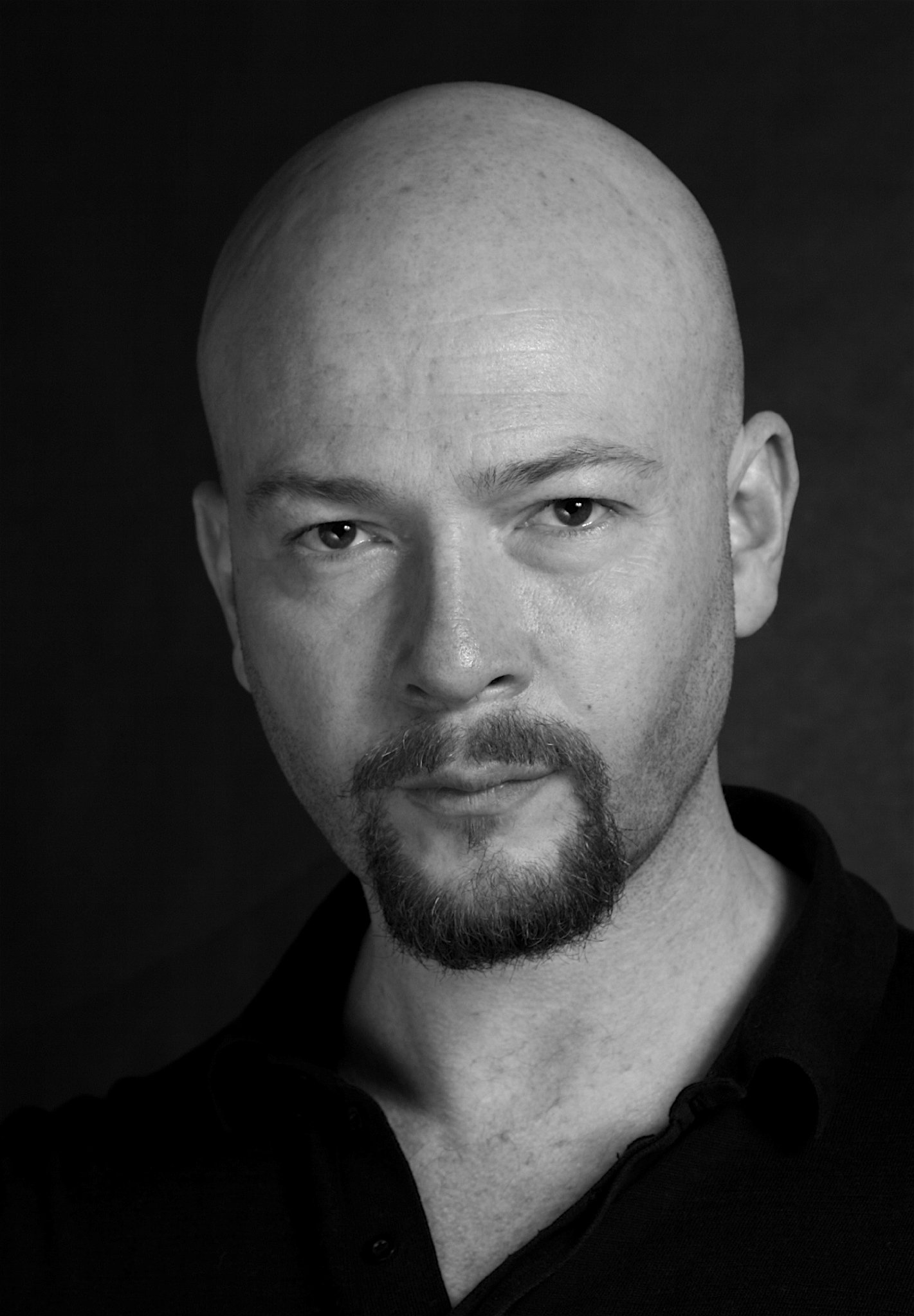 Фото - Алексис Дэниэл: 1421x2048 / 247 Кб