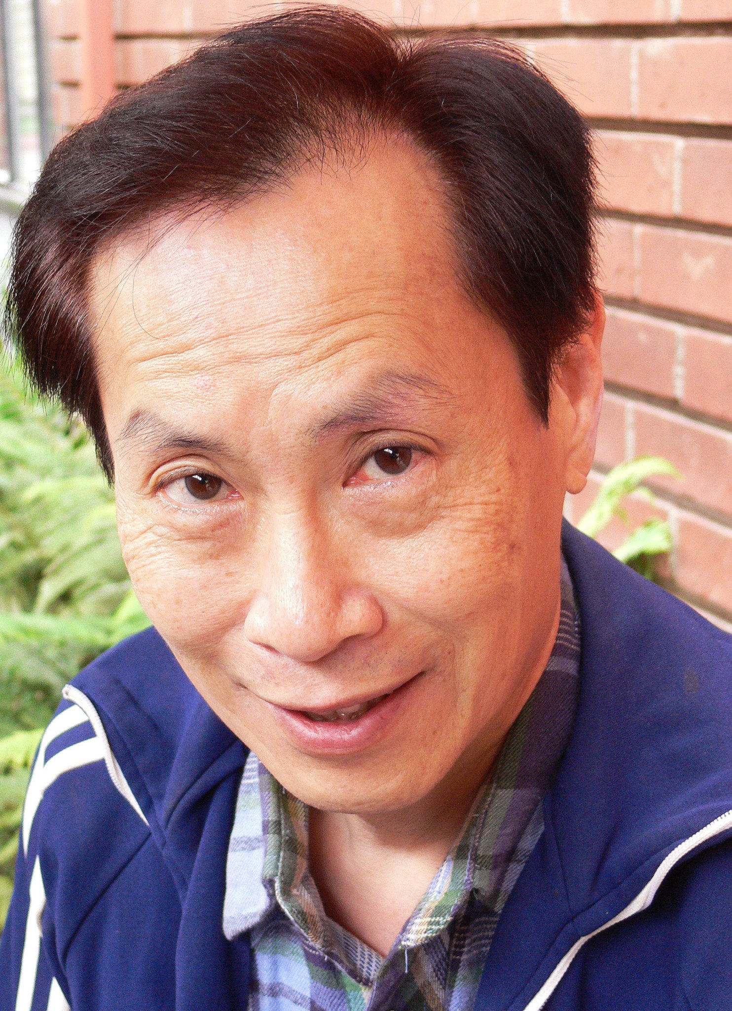 Фото - Питер Чен: 1484x2048 / 746 Кб