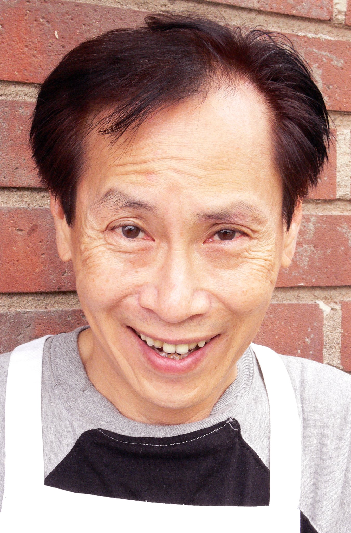 Фото - Питер Чен: 1350x2048 / 553 Кб