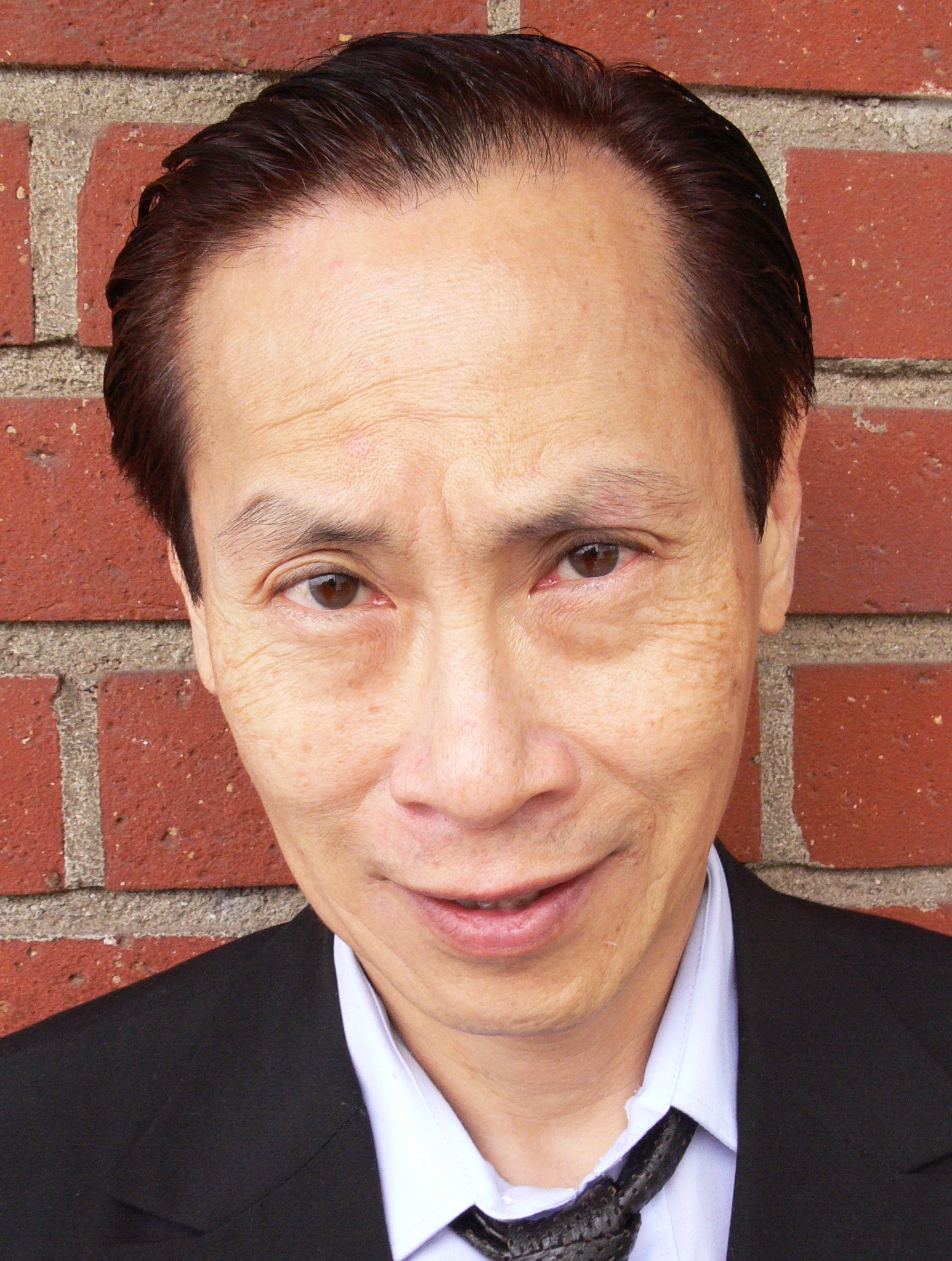 Фото - Питер Чен: 1546x2048 / 629 Кб