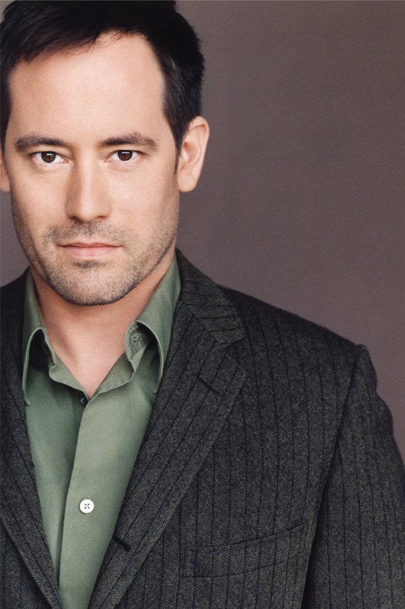 Фото - Эдриан Ла Торелл: 592x890 / 94 Кб