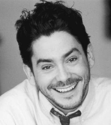 Фото - Куттер Гарсия: 390x438 / 16 Кб