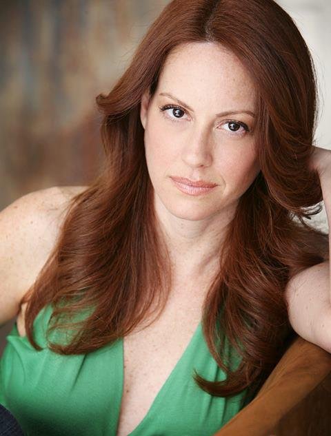 Фото - Мишелль Бернард: 480x633 / 44 Кб