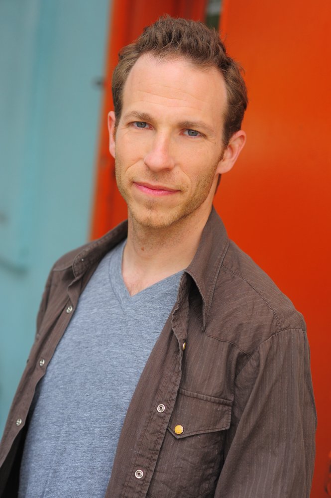 Фото - Джонотан Левит: 665x1000 / 92 Кб