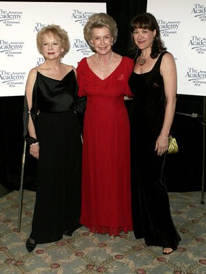 Фото - Карен Зимба: 301x400 / 26 Кб