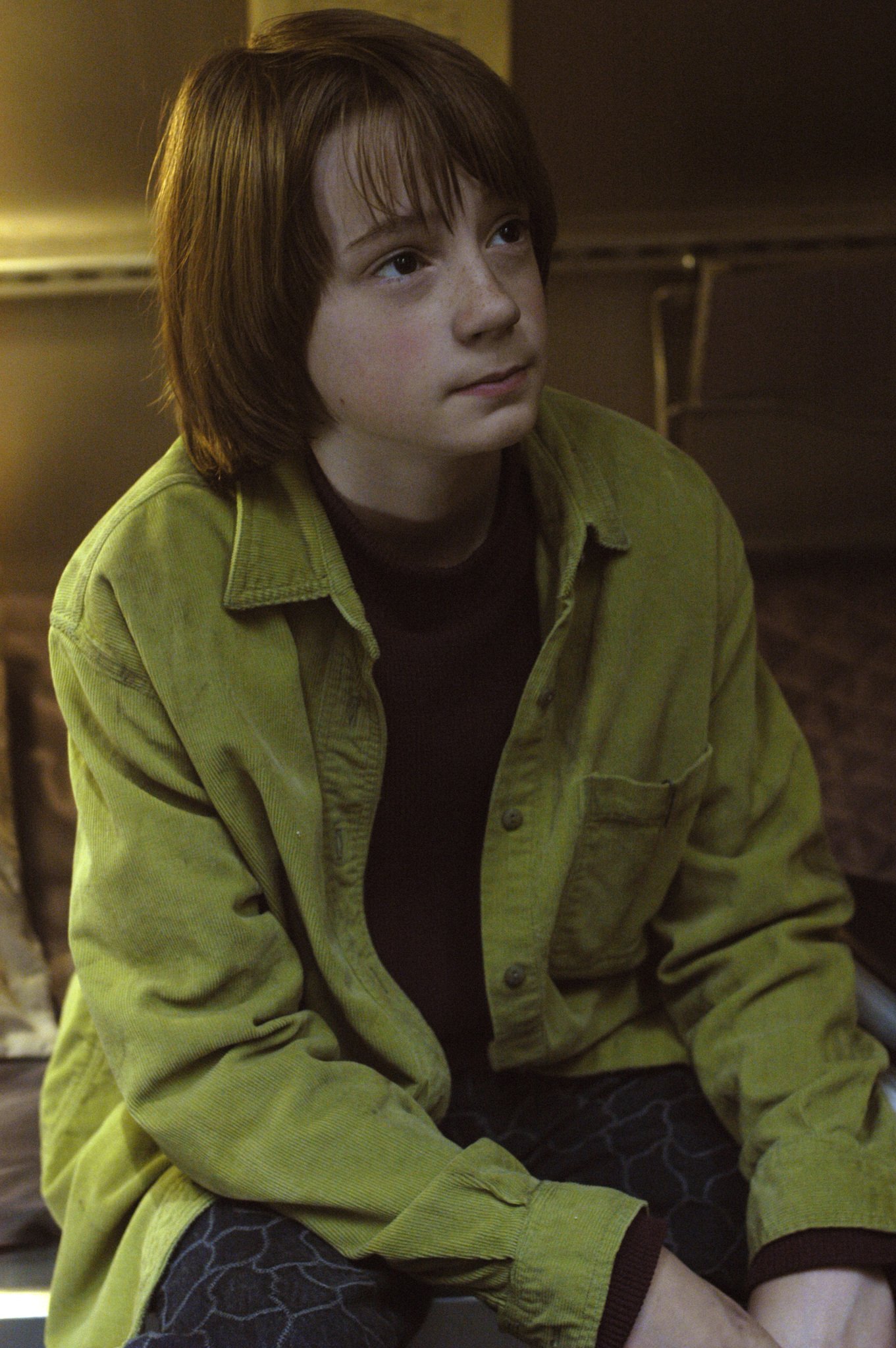 Фото - Коннор Уиддоус: 1361x2048 / 422 Кб