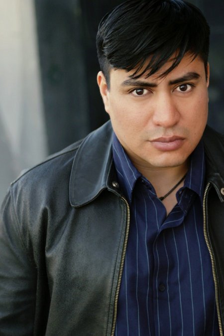 Фото - Ричард Азурдия: 450x675 / 44 Кб