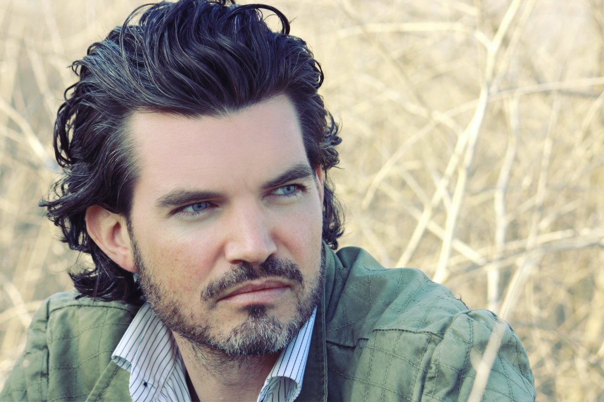 Фото - Кристиан Уэнненберг: 1200x800 / 158 Кб