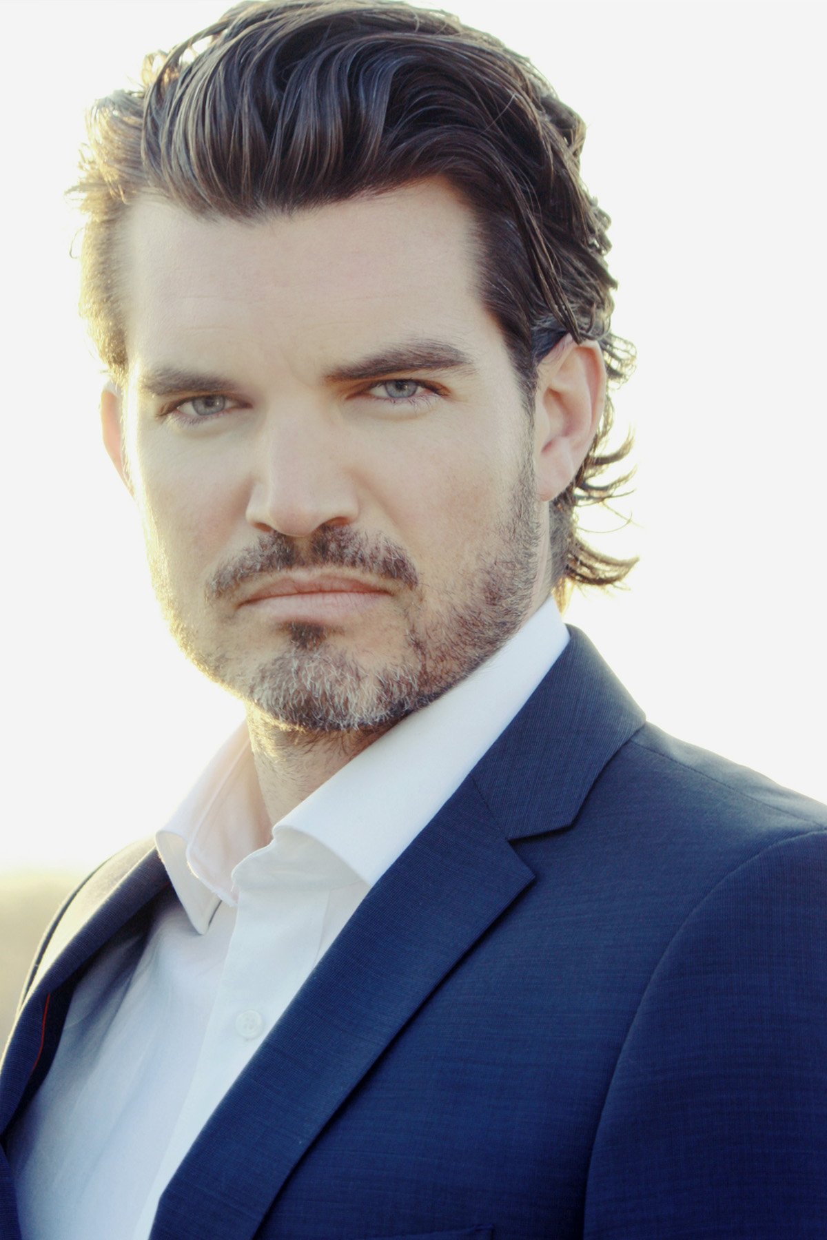 Фото - Кристиан Уэнненберг: 1200x1800 / 236 Кб