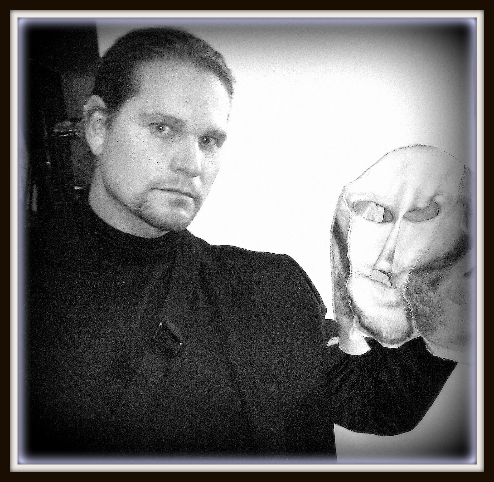 Фото - Брайан Грэхам: 1874x1830 / 794 Кб