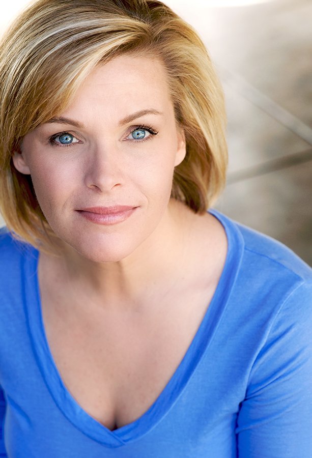 Фото - Кристин Клэйберг: 613x900 / 83 Кб