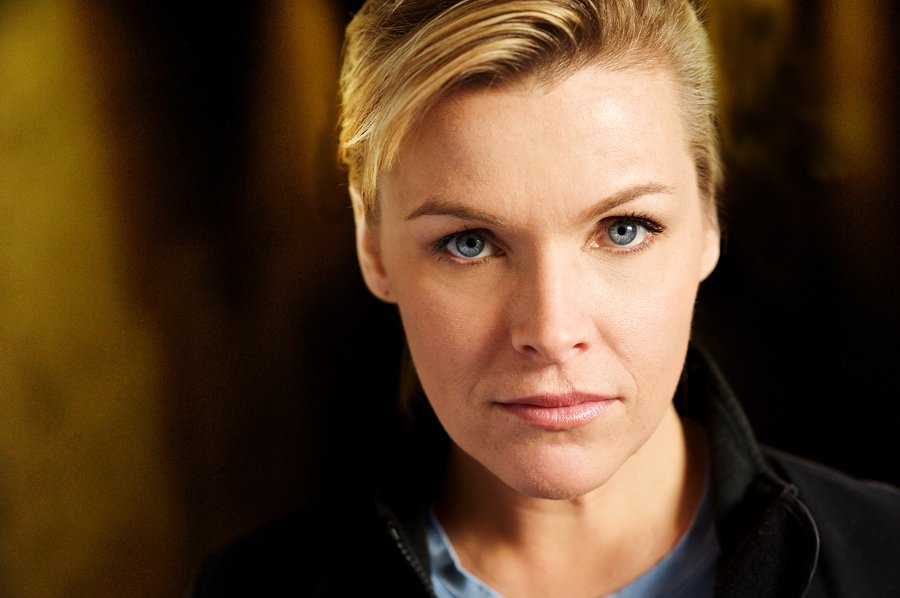 Фото - Кристин Клэйберг: 900x598 / 65 Кб