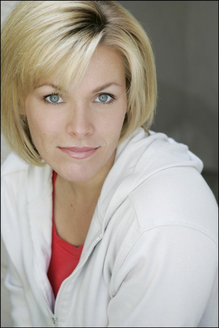 Фото - Кристин Клэйберг: 450x675 / 41 Кб