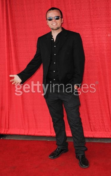 Фото - Брэндон Слэгли: 374x594 / 35 Кб