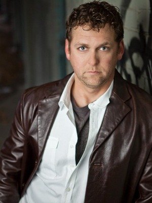 Фото - Джейми Рэнелл: 300x400 / 25 Кб