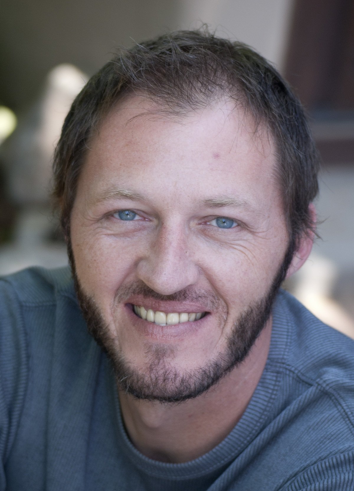 Фото - Джейсон И. Хилл: 1200x1664 / 248 Кб