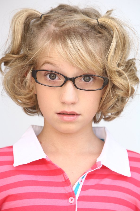 Фото - Мэдисон Лесли: 593x890 / 87 Кб