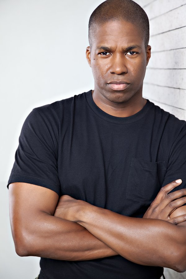 Фото - Рождер Бриджес: 600x900 / 68 Кб